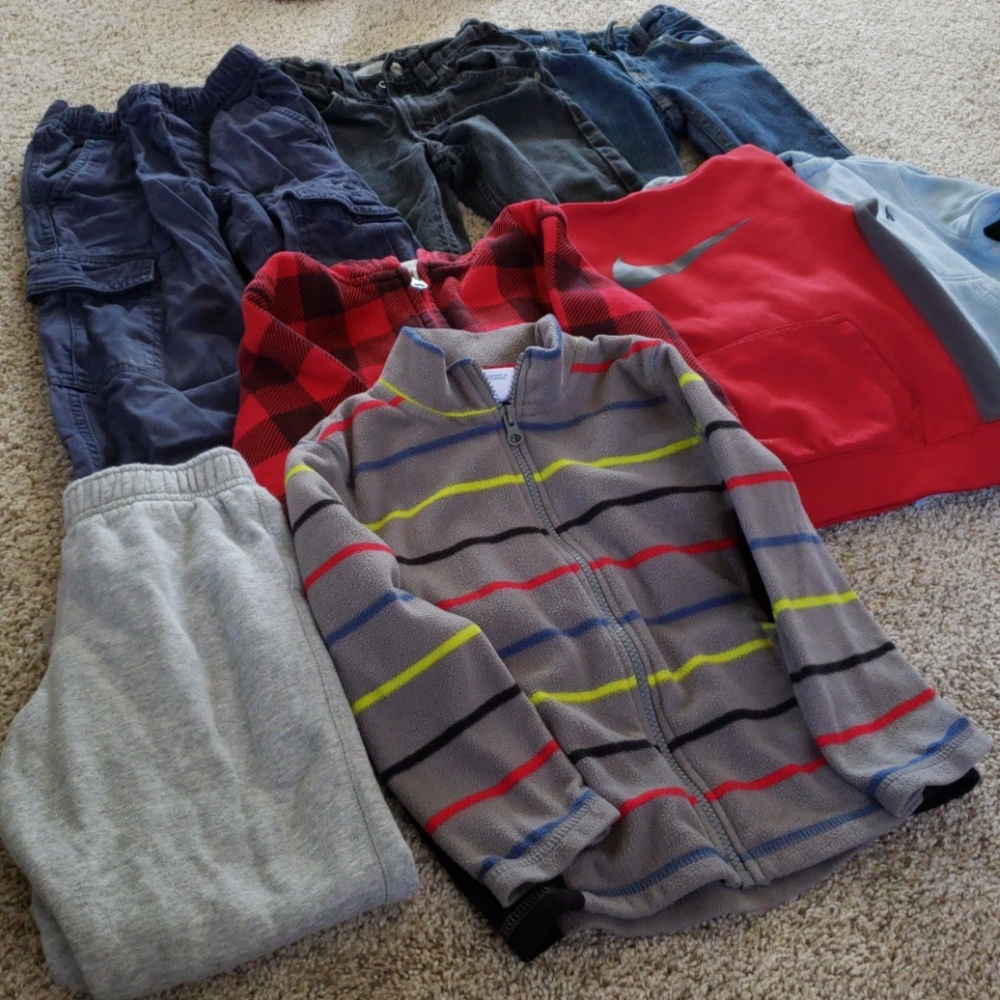 Bundle of 4T Boys Jeans and Sweatshirts
